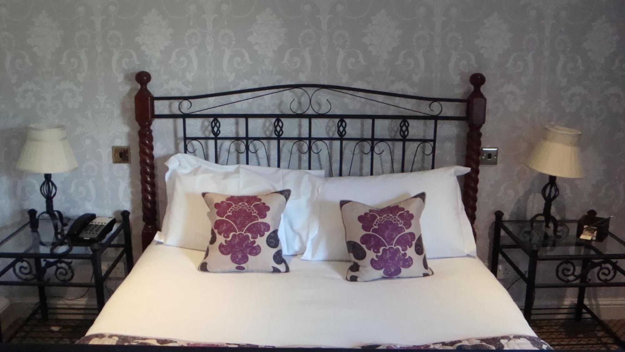 Waterton Park Hotel Уейкфийлд Екстериор снимка