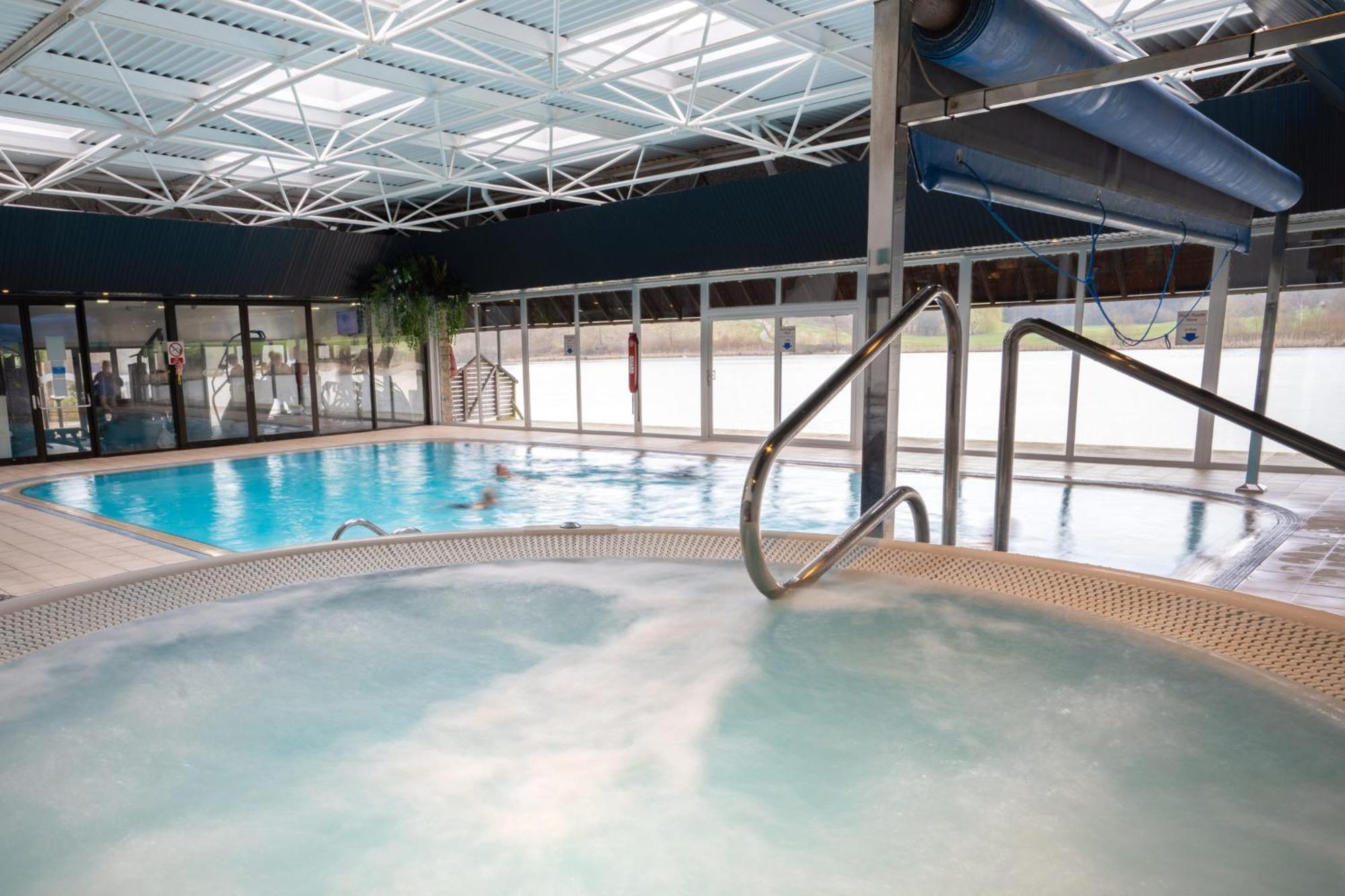 Waterton Park Hotel Уейкфийлд Екстериор снимка